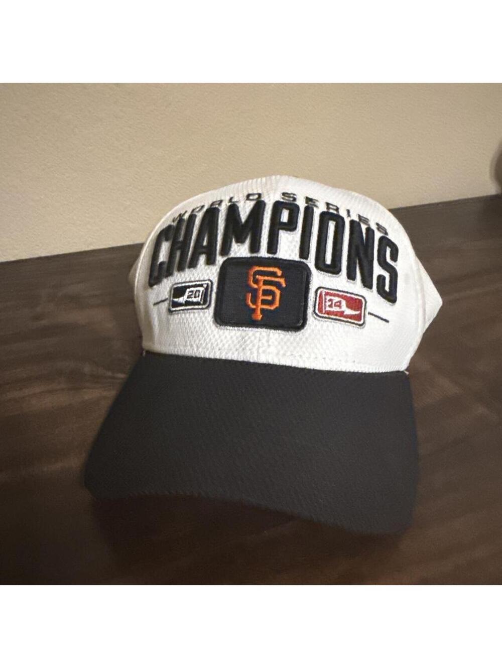 Majestic Athletic Men's White and Multi Hat